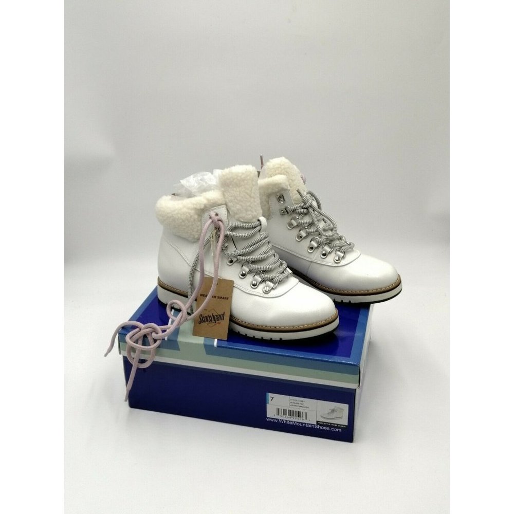 White Mountain COZY White Leather Fur Trim Lace Up Hiker Ankle Booties Women's 7